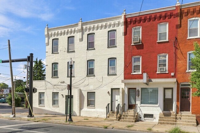 Building Photo - 849-851 Manor St