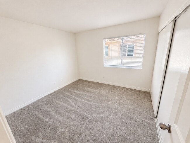 Building Photo - 5178 Corte Vistora