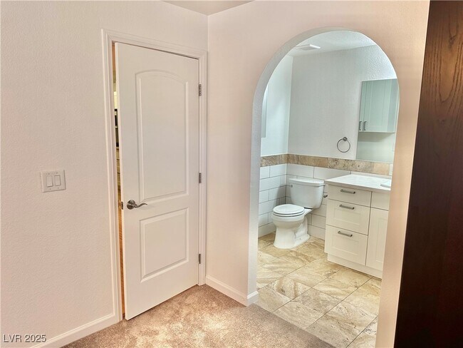 Building Photo - 2200 S Fort Apache Rd