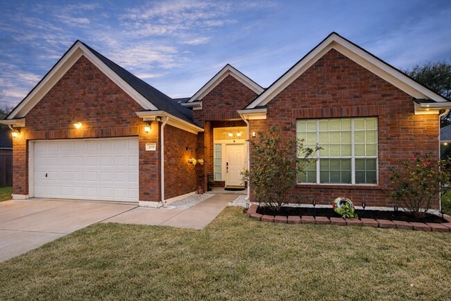 Building Photo - 3111 Birchleaf Dr