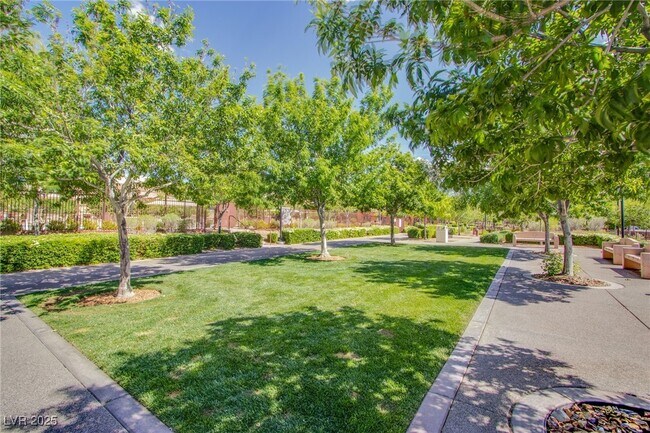 Building Photo - 2758 Pellaro Walk