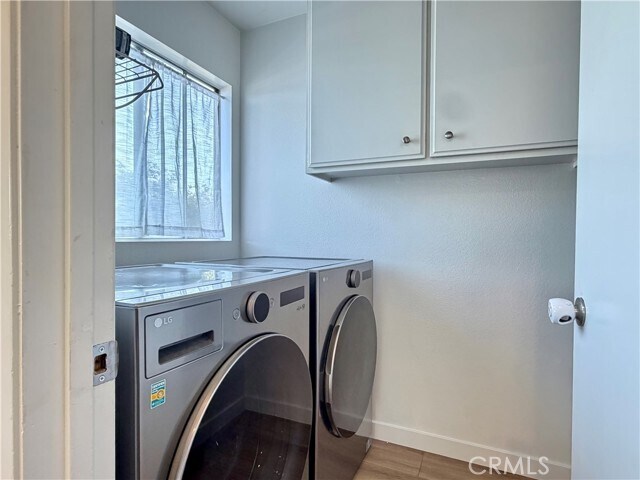 Building Photo - 1114 W 163rd St