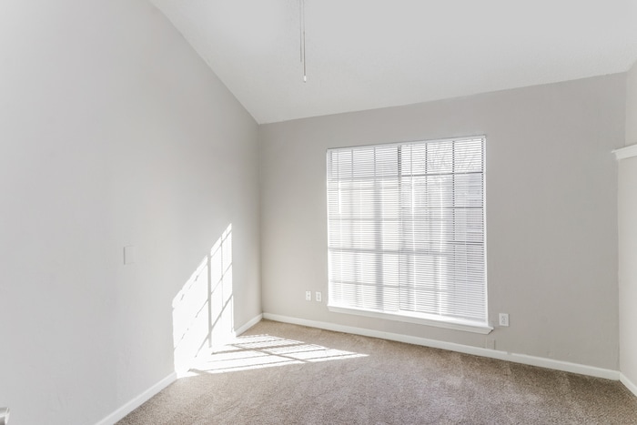 Building Photo - 1331 Glencliff Ct