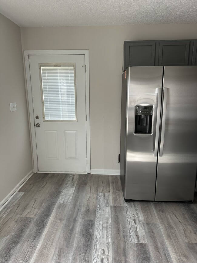 Building Photo - 200 Charles St