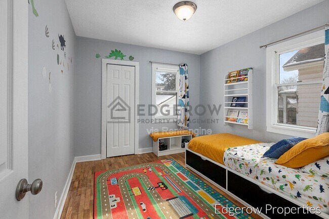 Building Photo - 1640 Wendler Ave SW