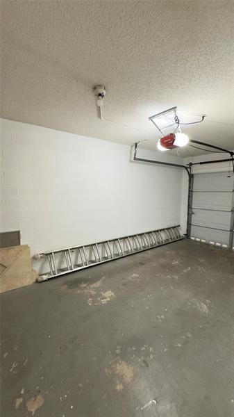 Building Photo - 2126 Discovery Cir W