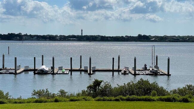 Building Photo - 157 Marine St