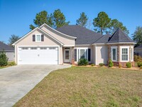 Building Photo - Beautiful 4BD/3.5BA. Fenced in Back Yard!!