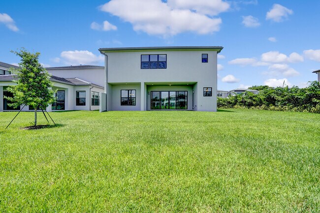 Building Photo - 8125 Crystal Downs Ave