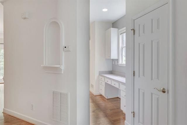 Building Photo - Bright Townhouse Available in Forest Lakes