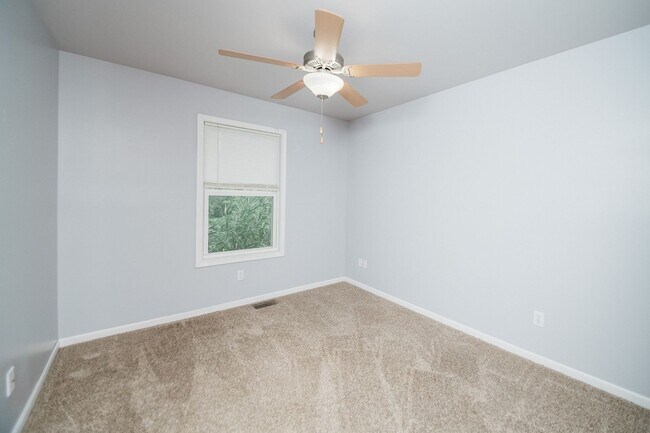 Building Photo - 397 Plymouth Rd