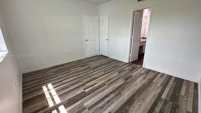 Building Photo - 160 SW 117th Terrace