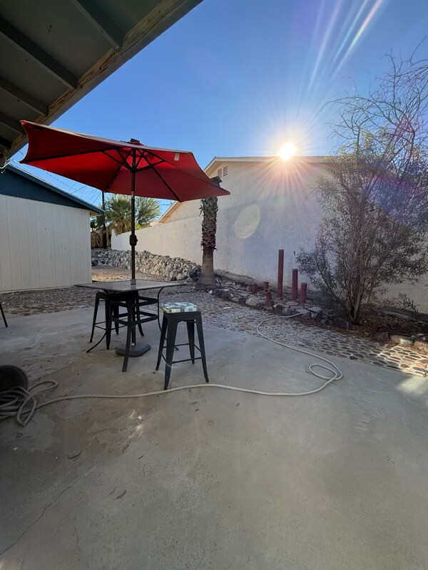 Building Photo - 2688 Daytona Ave