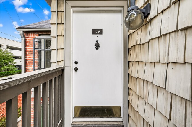 Building Photo - 2829 Timmons Ln