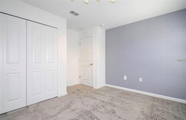 Building Photo - 13890 Title Wy