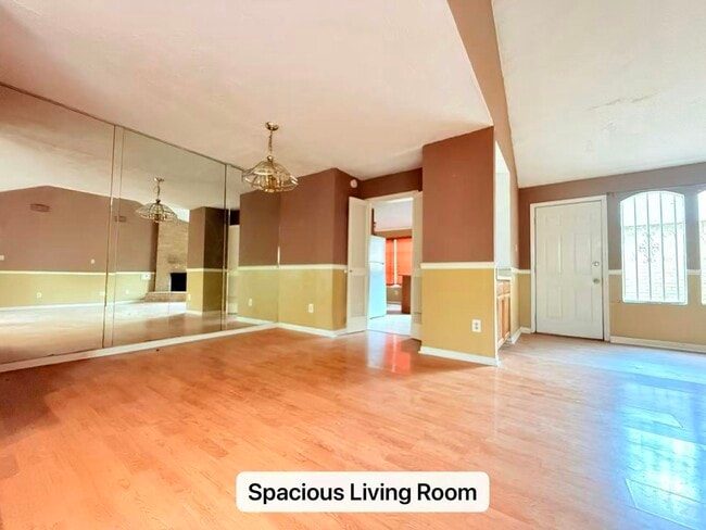 Building Photo - 6418 Gladewell Dr