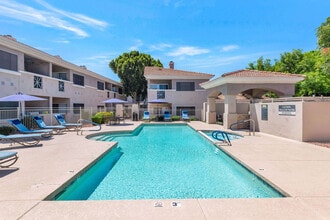 Building Photo - Townhomes at Biltmore