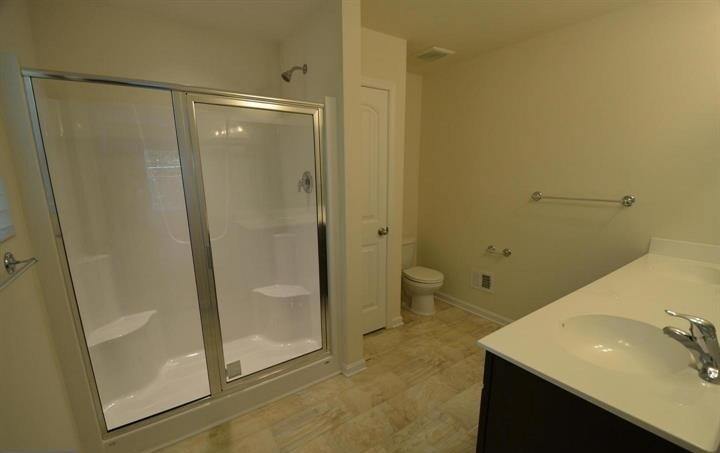 Building Photo - 5917 Sneed Dr