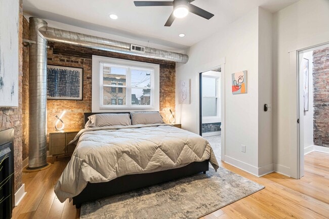 Building Photo - 6 Bed 4 bath Fully Furnished Oakland