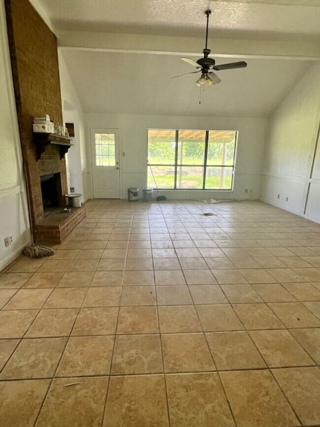 Building Photo - 1011 Shellfish Dr