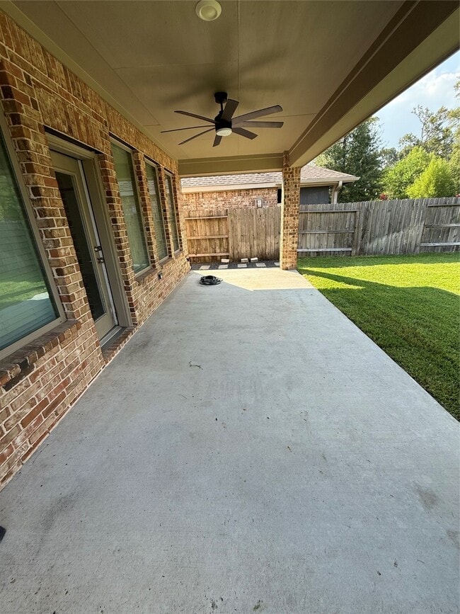 Building Photo - 23625 Alder Branch Ln