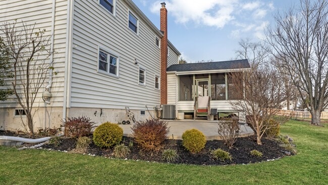 Building Photo - 3210 Kennedy Rd