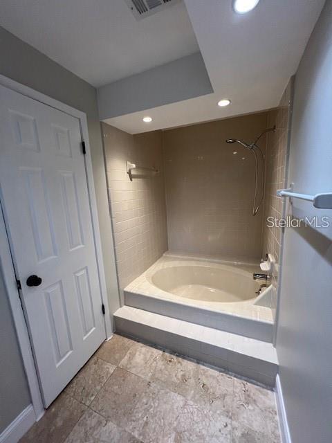 Building Photo - 411 Poplar Ct