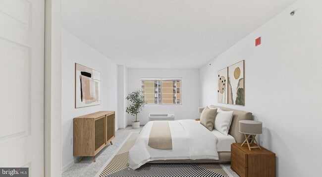 Primary Photo - 450 N 18th St
