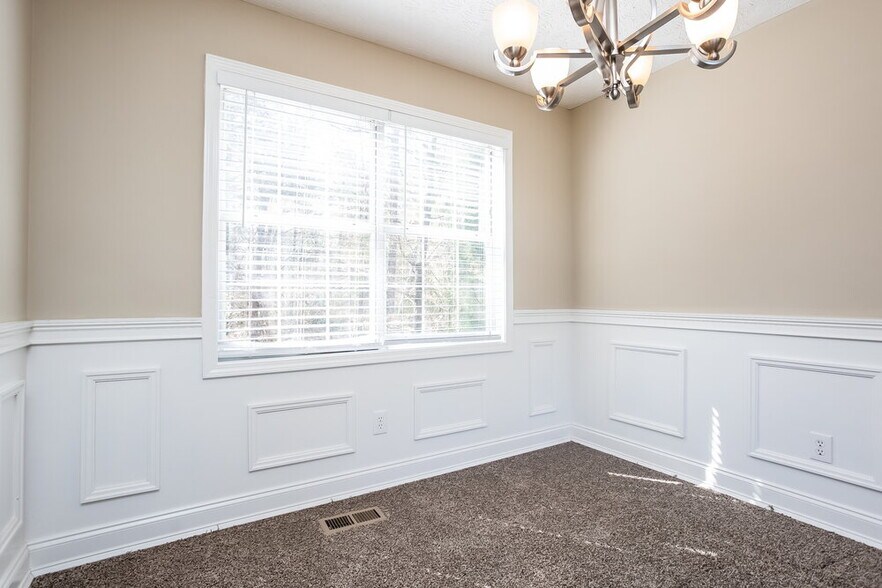 Building Photo - 508 Matthew Dr