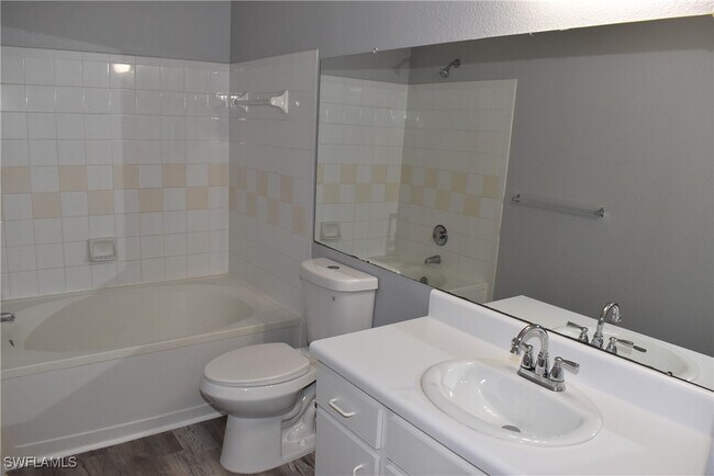 Building Photo - 11540 Villa Grand