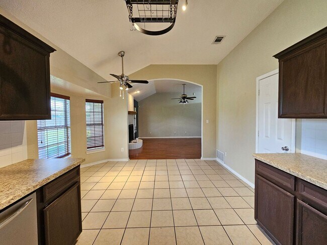 Building Photo - RENT REDUCTION & AVAILABLE NOW!