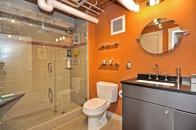 Building Photo - 944 Dorchester Ave