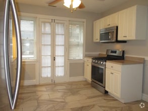 Building Photo - 1079 Terrace Dr