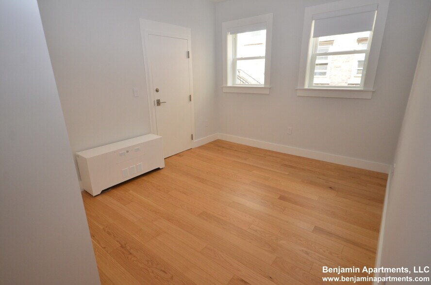 Building Photo - 35 South St