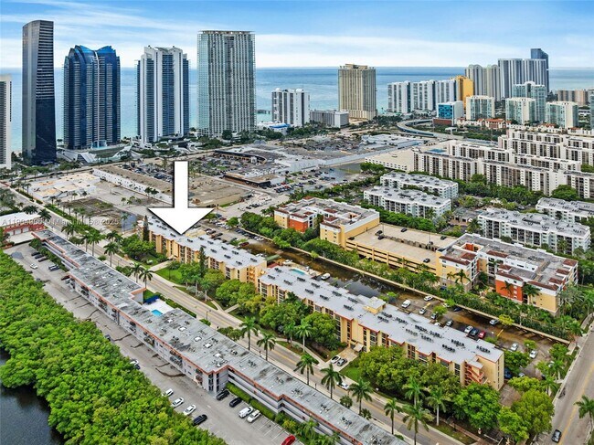 Building Photo - 200 172nd St