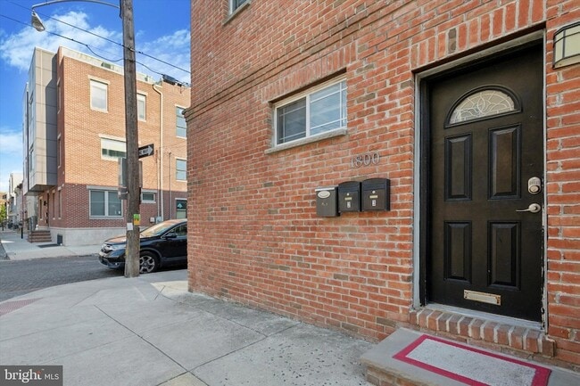 Building Photo - 1800 Titan St