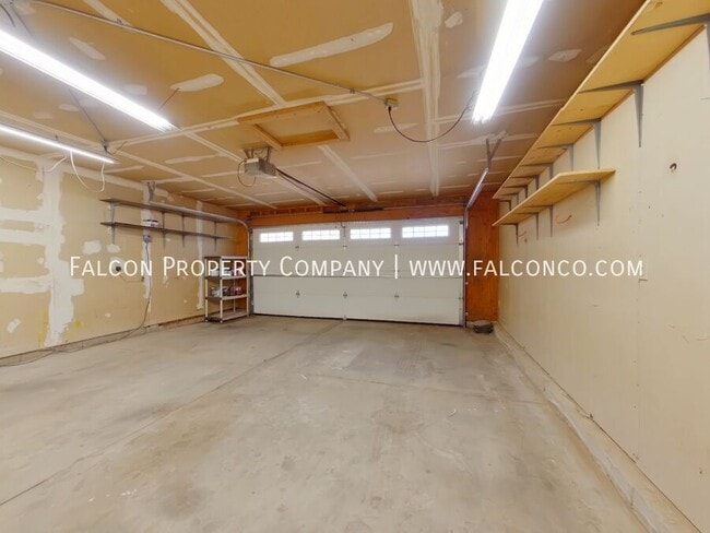 Building Photo - 1861 Powder River Dr