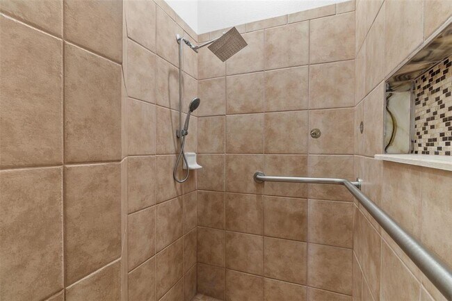 Building Photo - 9486 Hawk Nest Ln