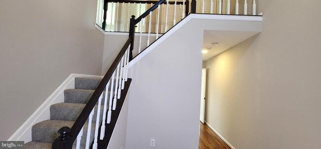 Building Photo - 3145 Elmmede Rd