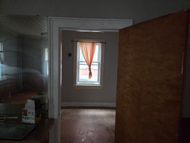 Building Photo - 811 N Townsend St