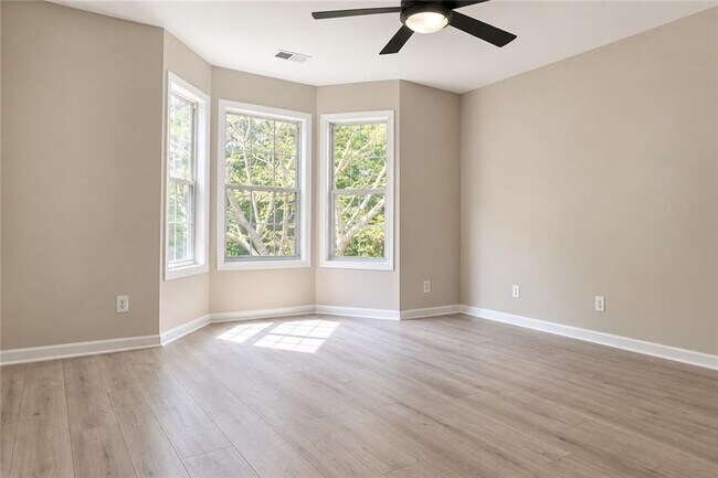 Building Photo - 510 Parkstone Ln