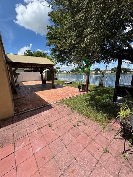 Building Photo - 23069 Old Inlet Bridge Dr