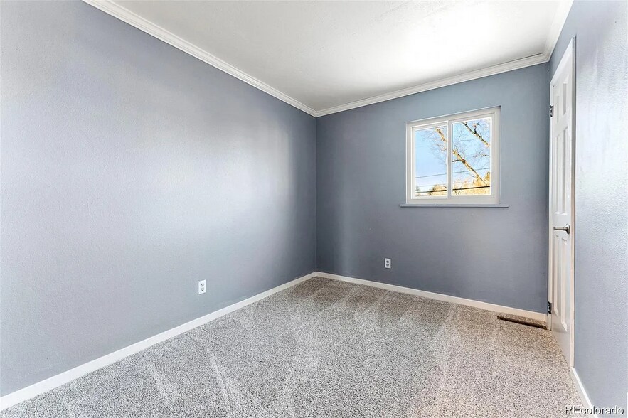 Building Photo - 10401 W 45th Ave