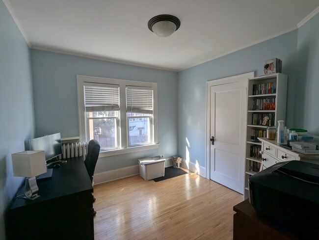 Building Photo - 3332 Colfax Ave S