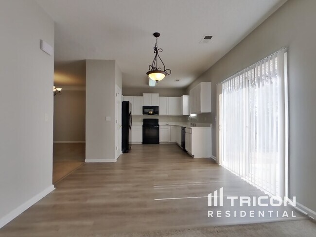 Building Photo - 4495 Feather Way