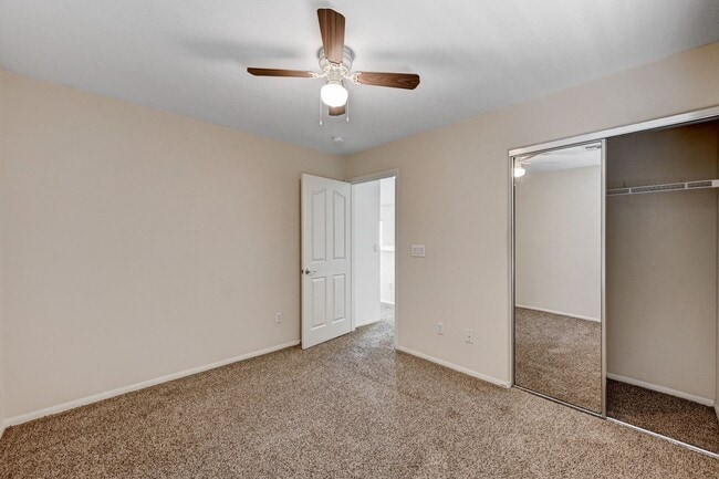 Building Photo - Beautiful 3 Bedroom + Loft - SOLAR INCLUDED!