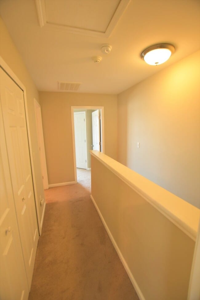 Building Photo - A Cozy 2bedroom Town home in Fort Mill