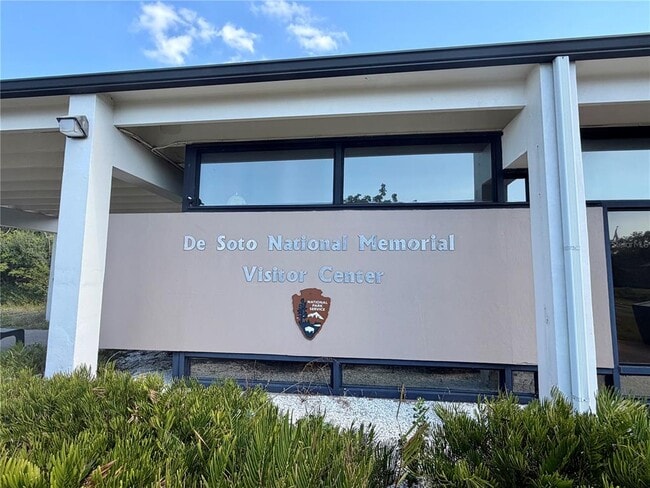 Building Photo - 6819 11th Ave NW