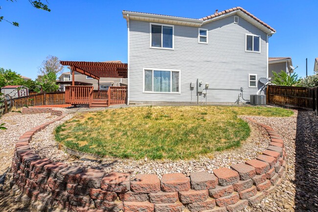Building Photo - Exceptionally Maintained 2-Story Home in G...
