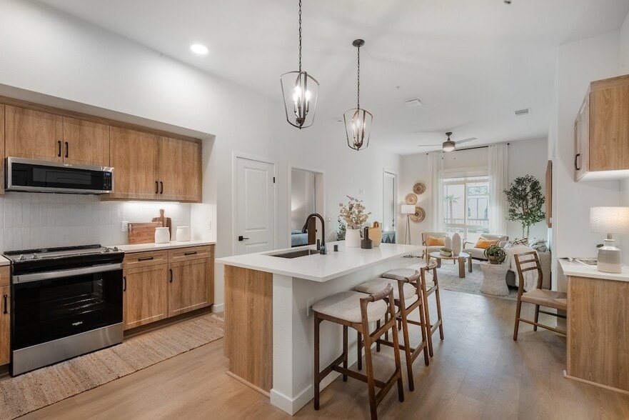 2BD, 2BA - 1,030SF - Kitchen/Living Room - Solana Winchester Hills